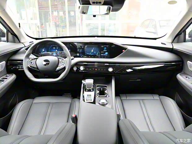 東風(fēng)乘用車(chē) 皓極 2022款 馬赫動(dòng)力 1.5T 敢愛(ài)版