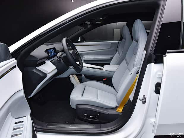 Polestar Polestar 4 2023款 双电机高性能PRO Polestar Polestar 4 2023款 双电机高性能PRO