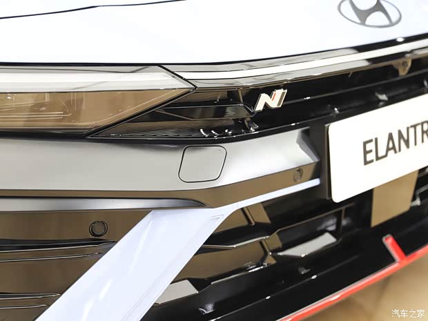 现代(进口) 伊兰特(进口) 2023款 2.0T N