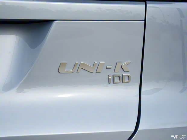 长安汽车 长安UNI-K新能源 2021款 iDD 插电混动版 长安汽车 长安UNI-K新能源 2021款 iDD 插电混动版