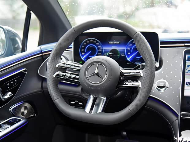 北京奔驰 奔驰EQE 2022款 350 先行特别版 北京奔驰 奔驰EQE 2022款 350 先行特别版