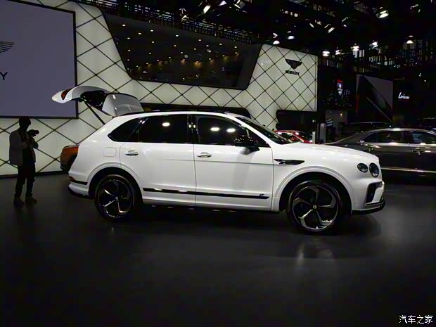 宾利 添越 2021款 4.0T V8 S