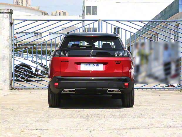 東風(fēng)標(biāo)致 標(biāo)致4008 2022款 400THP 炫夜科技版