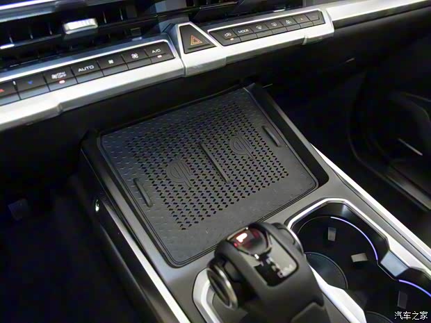 长城汽车 坦克400新能源 2023款 Hi4-T 超能版 长城汽车 坦克400新能源 2023款 Hi4-T 超能版