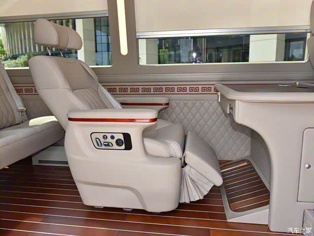 宇通客車 宇通T7 2022款 3.5T汽油定制星宇版35LGTDI