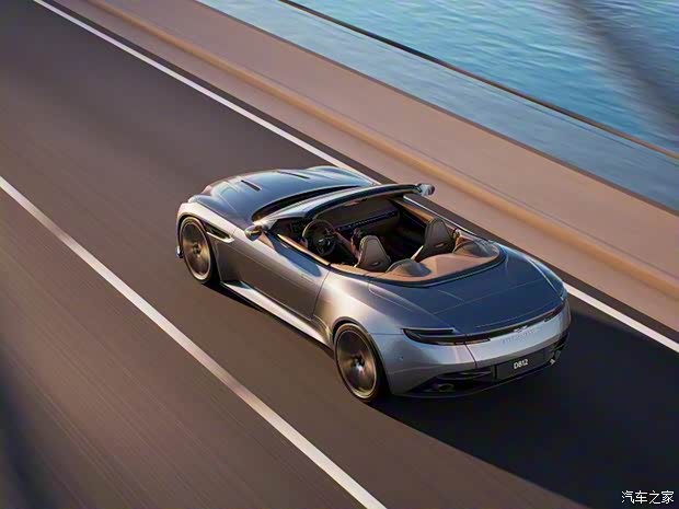 阿斯頓·馬丁 阿斯頓·馬丁DB12 2023款 4.0T V8 Volante