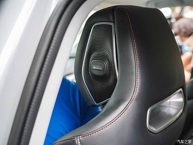 長(zhǎng)安汽車 長(zhǎng)安UNI-K 2021款 UNI量產(chǎn)版