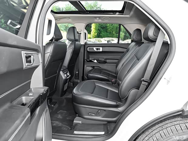 長(zhǎng)安福特 探險(xiǎn)者 2023款 EcoBoost 285 四驅(qū)風(fēng)尚plus版 6座