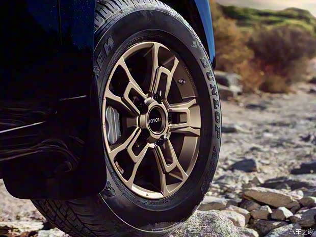 丰田(进口) 兰德酷路泽(进口) 2019款 Heritage Edition 丰田(进口) 兰德酷路泽(进口) 2019款 Heritage Edition