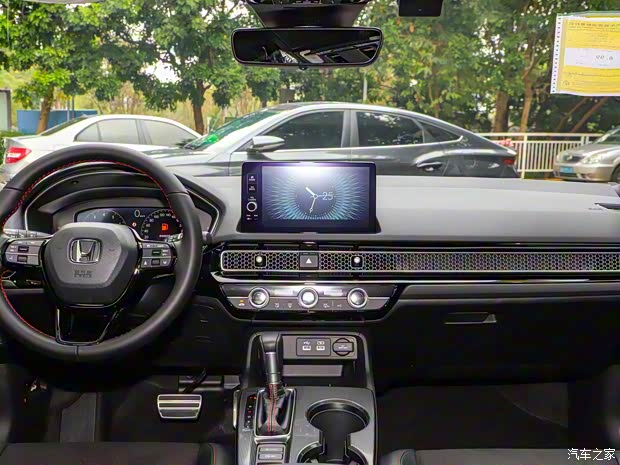 東風本田 思域 2023款 HATCHBACK 240TURBO CVT高配版