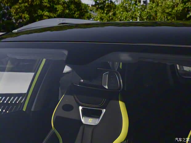 上汽通用五菱 五菱星馳 2022款 1.5T CVT基本型