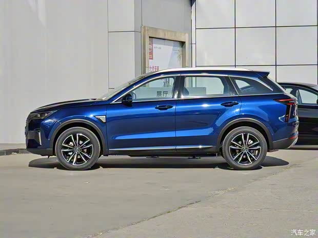 东风启辰 启辰星 2020款 260T 自动48V轻混增压 星曜版