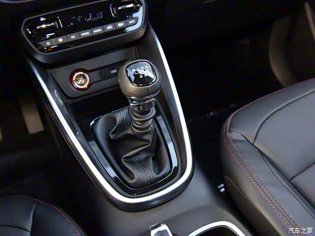 上汽通用五菱 寶駿510 2019款 1.5L 手動尊享型