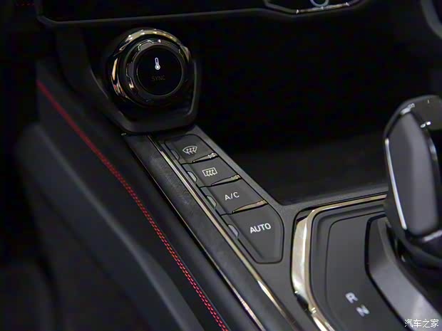 领克 领克05 2020款 2.0TD 四驱劲Halo