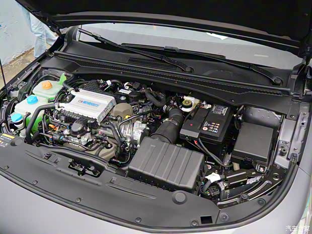 廣汽乘用車 影豹 2022款 270T 影豹J16 R-style賽道版