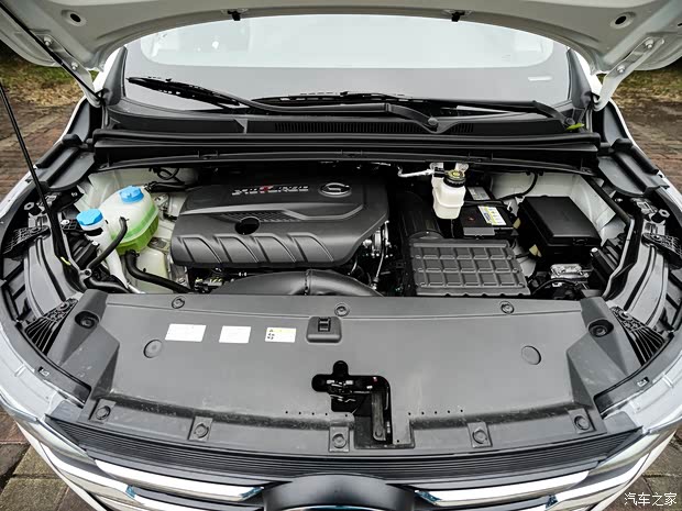 广汽乘用车 传祺GM6 2019款 270T 顶配版