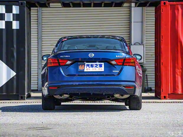 东风日产 天籁 2019款 2.0L ALTIMA基本型 东风日产 天籁 2019款 2.0L ALTIMA基本型