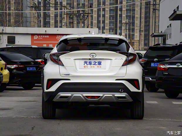 广汽丰田 丰田C-HR 2018款 2.0L 酷越豪华天窗版 国V 广汽丰田 丰田C-HR 2018款 2.0L 酷越豪华天窗版 国V