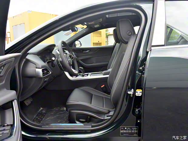 奇瑞捷豹路虎 捷豹XEL 2023款 2.0T 200PS R-DYNAMIC 青春运动版 奇瑞捷豹路虎 捷豹XEL 2023款 2.0T 200PS R-DYNAMIC 青春运动版