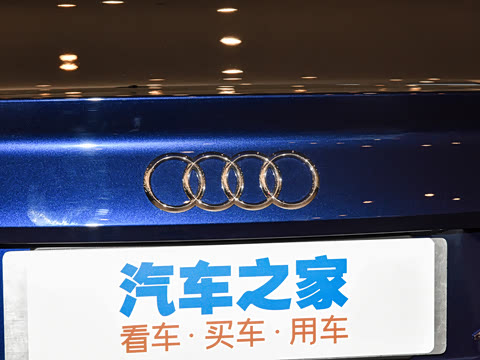 2022款 Coupe 40 TFSI 时尚动感型 2022款 Coupe 40 TFSI 时尚动感型