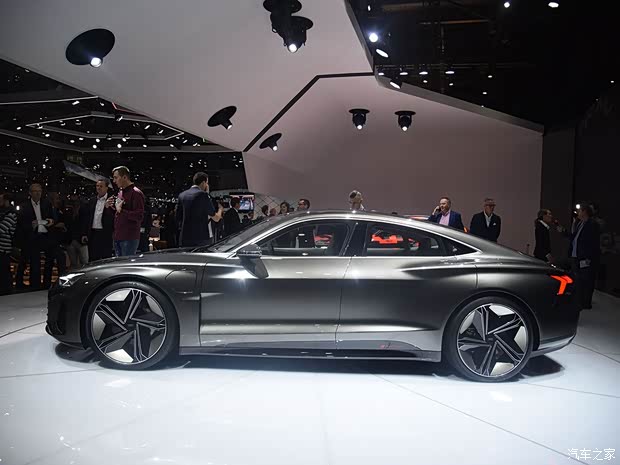 奧迪(進口) 奧迪e-tron GT 2019款 Concept