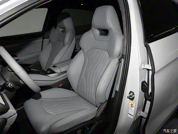 腾势汽车 腾势N7 2023款 高配基本型