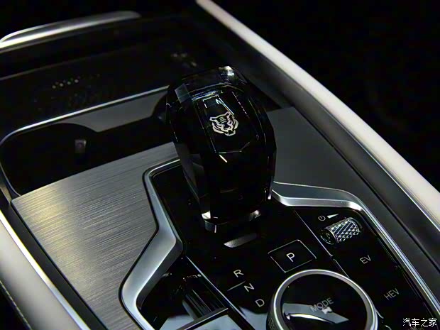 奇瑞汽车 瑞虎7 PLUS新能源 2022款 PHEV 基本型 奇瑞汽车 瑞虎7 PLUS新能源 2022款 PHEV 基本型