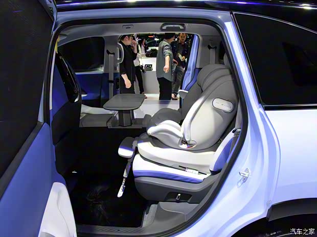 北汽新能源 極狐考拉 2023款 基本型