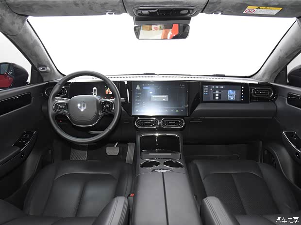 零跑汽车 零跑C01 2022款 四驱双电机性能版 零跑汽车 零跑C01 2022款 四驱双电机性能版