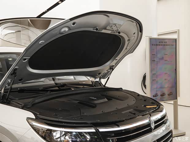 赛力斯汽车 问界M7 2024款 1.5T 四驱Plus版 5座