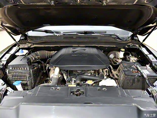 中興汽車 中興1949 2023款 2.3T商用版柴油自動兩驅(qū)超豪華型大雙