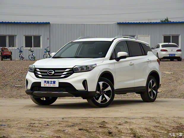 广汽乘用车 传祺GS4 2019款 270T 自动两驱豪华智联版