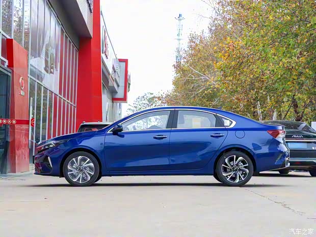 悦达起亚 起亚K3 2023款 1.5L 高配版