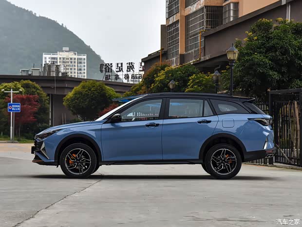 东风乘用车 奕炫GS 2023款 马赫版 1.5T 自动乐酷版 东风乘用车 奕炫GS 2023款 马赫版 1.5T 自动乐酷版