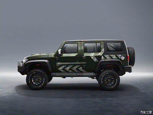 北京越野 北京BJ40 2020款 PLUS 2.3T 自动四驱雨林穿越版