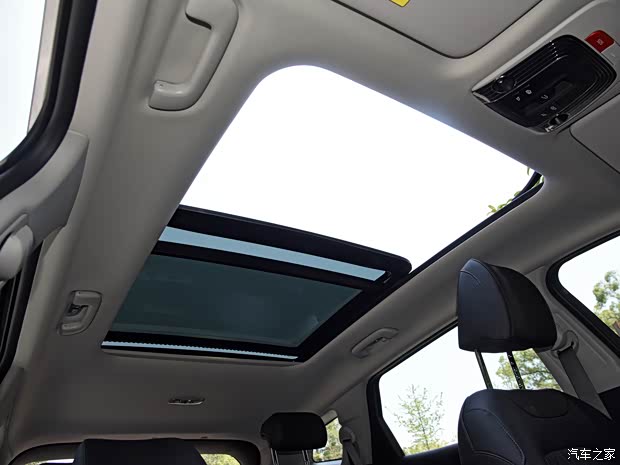 悦达起亚 狮铂拓界 2023款 2.0T 四驱旗舰版