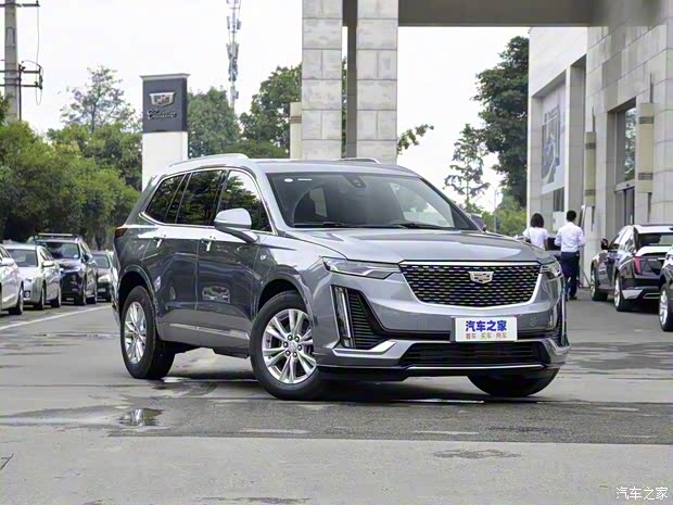 上汽通用凱迪拉克 凱迪拉克XT6 2020款 28T 七座四驅(qū)風(fēng)尚型