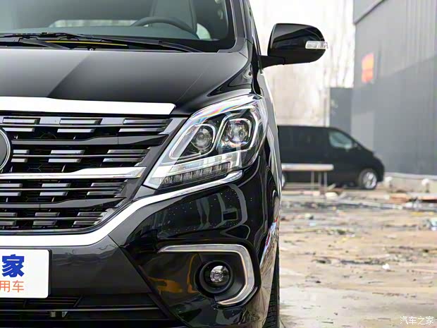 東風(fēng)風(fēng)行 風(fēng)行M7 2022款 領(lǐng)爵款 2.0T 自動侯爵版