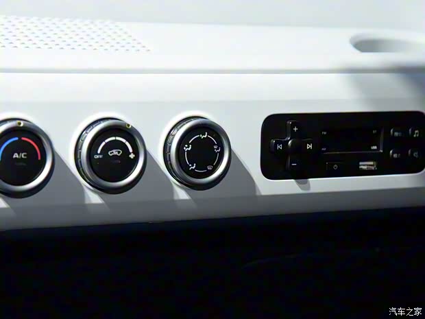 一汽奔腾 奔腾小马 2023款 基本型 一汽奔腾 奔腾小马 2023款 基本型