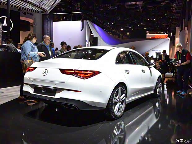 奔驰(进口) 奔驰CLA级 2019款 CLA 250 奔驰(进口) 奔驰CLA级 2019款 CLA 250