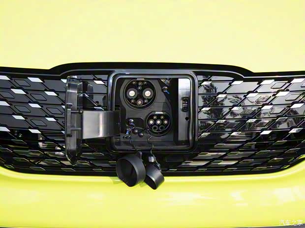 江鈴集團(tuán)新能源 易至EV3 2023款 青春版 320KM 豪華版