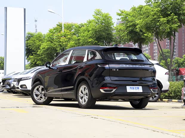 一汽奔腾 奔腾T90 2023款 1.5T DCT 自动尊贵型 一汽奔腾 奔腾T90 2023款 1.5T DCT 自动尊贵型