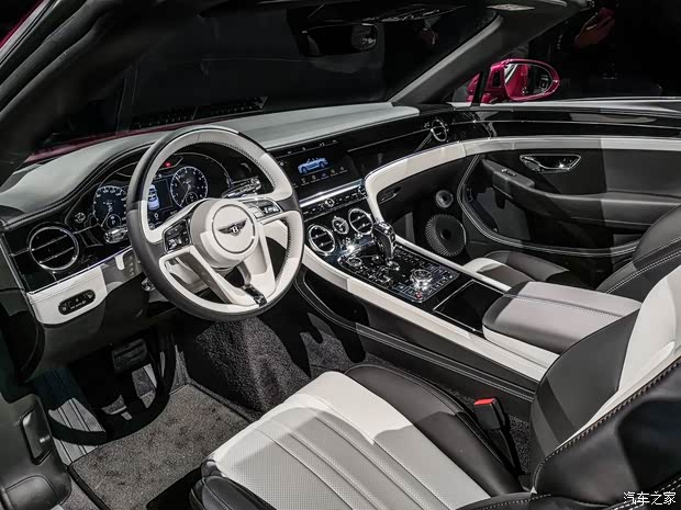 宾利 欧陆 2019款 6.0T GT W12 敞篷版
