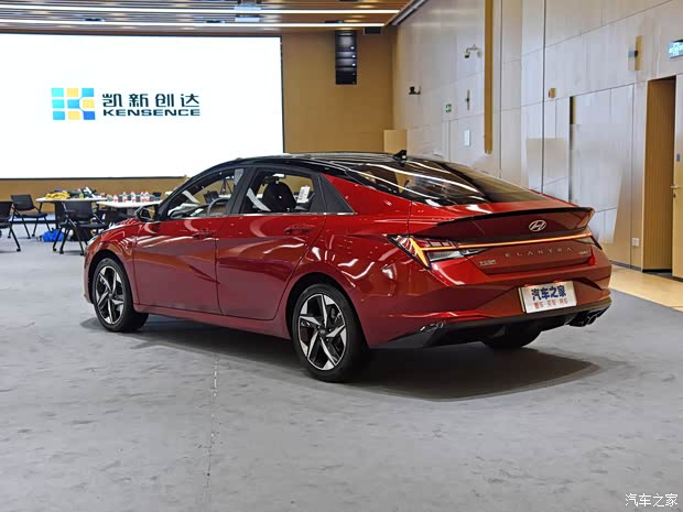 北京现代 伊兰特 2021款 240TGDi TOP旗舰版