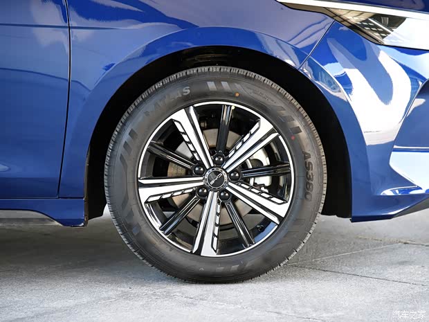 比亞迪 比亞迪F5 2021款 基本型