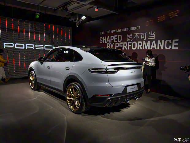 保時(shí)捷 Cayenne 2021款 Cayenne Turbo GT 4.0T