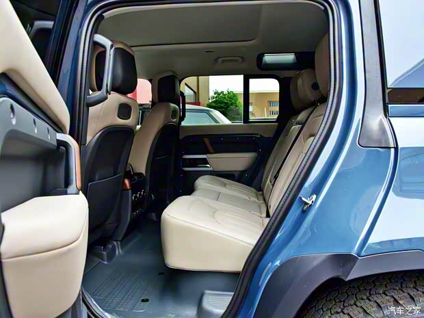 路虎(进口) 卫士 2020款 110 P400 HSE 路虎(进口) 卫士 2020款 110 P400 HSE