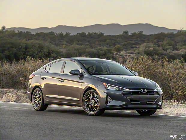 现代(进口) 伊兰特(海外) 2019款 基本型 现代(进口) 伊兰特(海外) 2019款 基本型