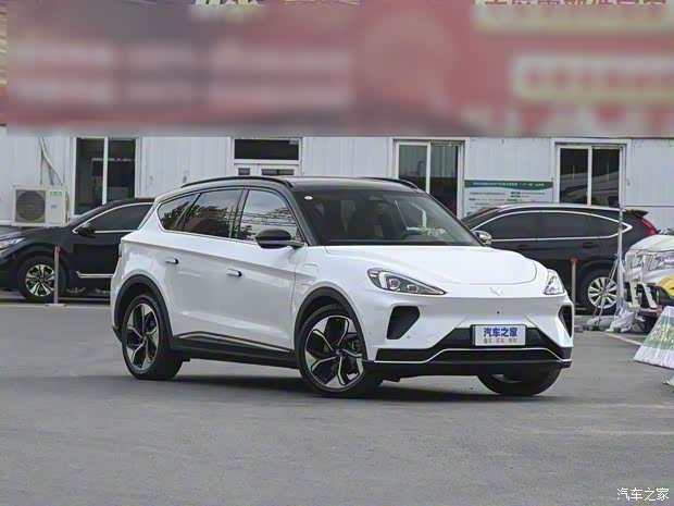 北汽新能源 极狐 阿尔法T(ARCFOX αT) 2022款 653S+ 175kW 北汽新能源 极狐 阿尔法T(ARCFOX αT) 2022款 653S+ 175kW