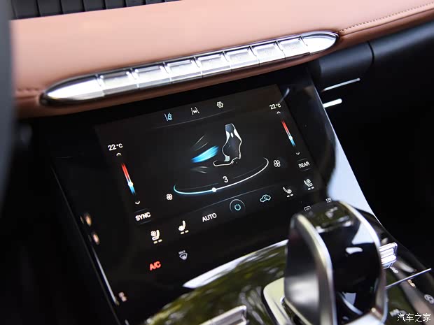 奇瑞汽车 瑞虎8 PLUS 2021款 290TGDI DCT头等舱 奇瑞汽车 瑞虎8 PLUS 2021款 290TGDI DCT头等舱